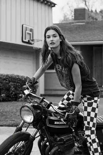 Ophelie Guillermand Men's Colored T-Shirt - idPoster.com