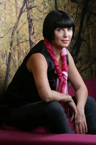 Sadie Frost Jigsaw Puzzle picture 323682