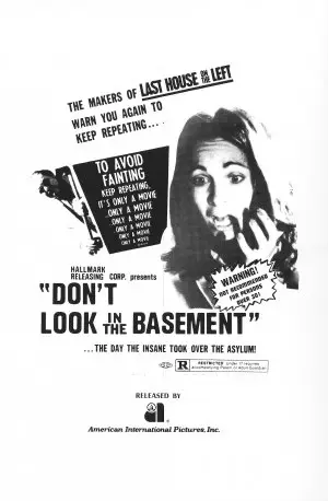 Dont Look in the Basement (1973) Fridge Magnet picture 424093