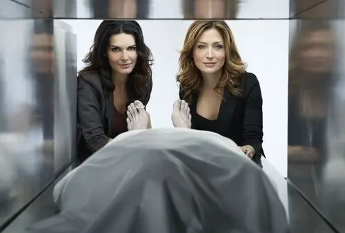 Rizzoli and Isles Fridge Magnet picture 222278