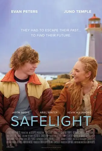 Safelight (2015) Women's Colored Hoodie - idPoster.com