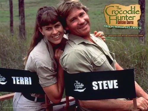 Steve Irwin - Crocodile Hunter Men's Colored  Long Sleeve T-Shirt - idPoster.com