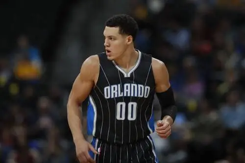 Aaron Gordon Wall Poster picture 715230
