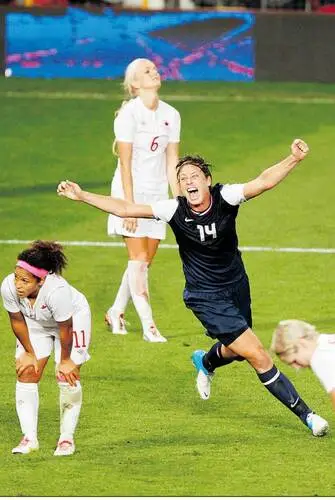 Abby Wambach Computer MousePad picture 170700