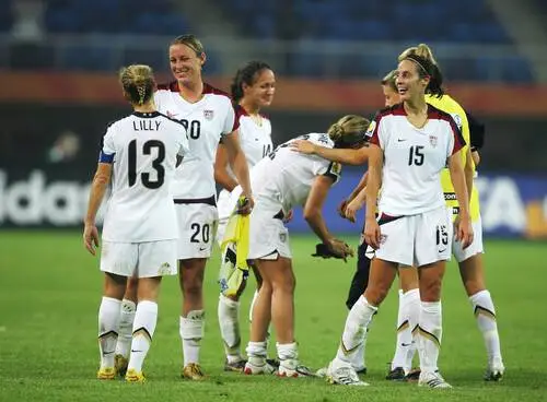 Abby Wambach Wall Poster picture 170703
