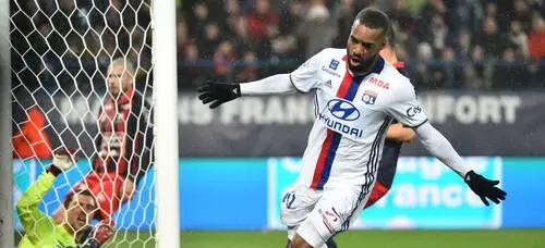 Alexandre Lacazette Wall Poster picture 696890