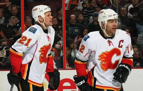 Calgary Flames Protected Face mask - idPoster.com