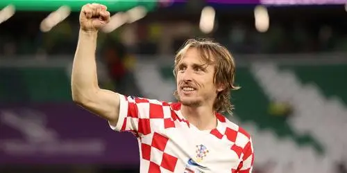 Luka Modric Wall Poster picture 1035615