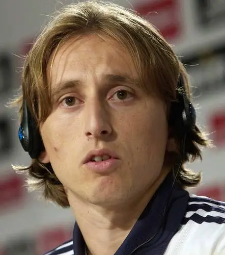 Luka Modric Wall Poster picture 670216