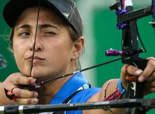 Rio 2016 Olympics Archery Women's Colored Tank-Top - idPoster.com