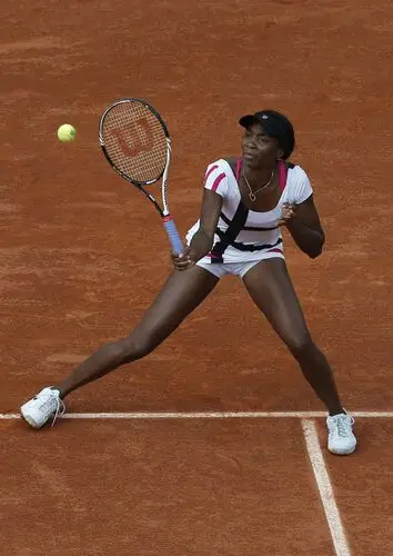 Venus Williams Women's Colored  Long Sleeve T-Shirt - idPoster.com