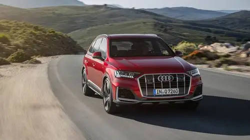 2020 Audi Q7 Wall Poster picture 889623