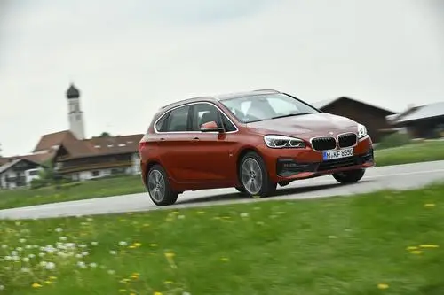 2018 BMW 218i Active Tourer Wall Poster picture 962775