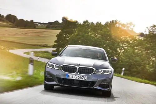 2019 BMW 330e ( G20 ) Wall Poster picture 968166