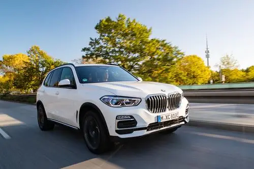 2019 BMW X5 ( G05 ) xDrive 45e iPerformance Wall Poster picture 969061