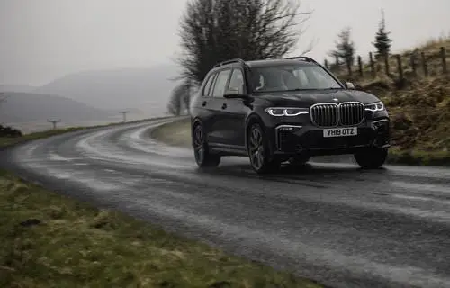 2019 BMW X7 xDrive M50d - UK version Wall Poster picture 969277
