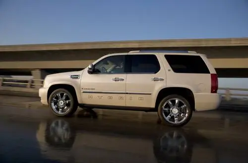 2009 Cadillac Escalade Hybrid Wall Poster picture 99018