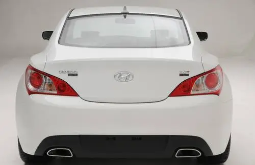 2010 Hyundai Genesis Coupe R-Spec White Tank-Top - idPoster.com