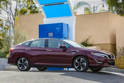 2019 Honda Clarity Fuel Cell Women's Colored Tank-Top - idPoster.com