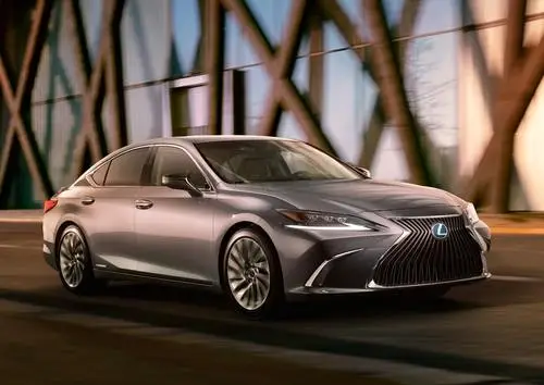 2018 Lexus ES 300h Wall Poster picture 966392