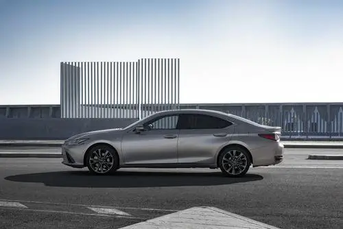 2020 Lexus ES 300H Wall Poster picture 935319