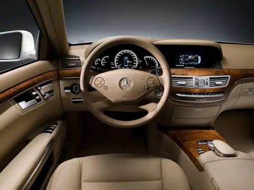 2009 Mercedes-Benz S-Class Wall Poster picture 100756