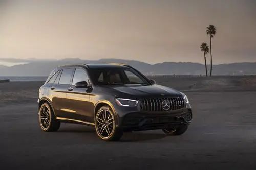 2020 Mercedes-AMG GLC 43 4Matic - USA version Protected Face mask - idPoster.com