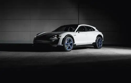 2018 Porsche Mission E Cross Turismo Concept Fridge Magnet picture 793410