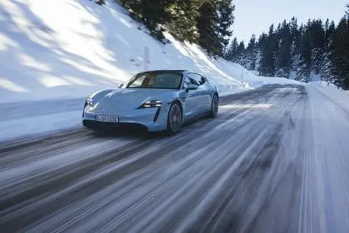 2022 Porsche Taycan 4S Sport Turismo Kitchen Apron - idPoster.com