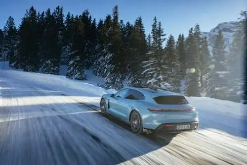 2022 Porsche Taycan 4S Sport Turismo Drawstring Backpack - idPoster.com