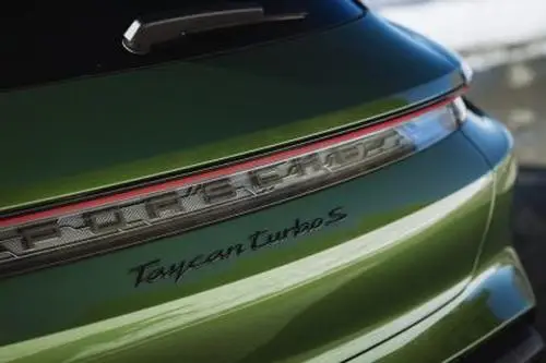 2022 Porsche Taycan Turbo S Sport Turismo Baseball Cap - idPoster.com