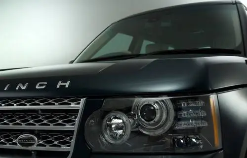 2010 Holland and Holland Range Rover by Overfinch Kitchen Apron - idPoster.com