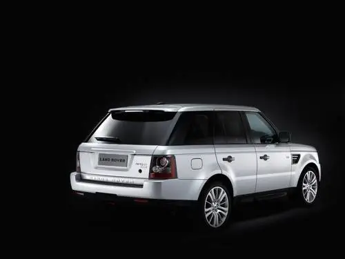 2010 Land Rover Range Rover Sport White T-Shirt - idPoster.com