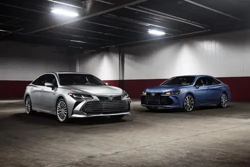 2018 Toyota Avalon XSE Computer MousePad picture 961152