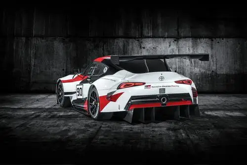 2018 Toyota GR Supra Racing Concept White T-Shirt - idPoster.com