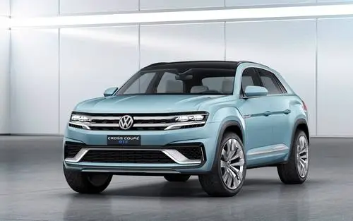 2015 Volkswagen Cross Coupe GTE Concept Protected Face mask - idPoster.com