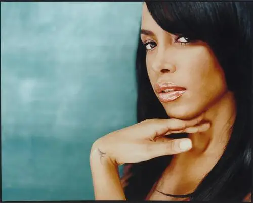 Aaliyah White Tank-Top - idPoster.com