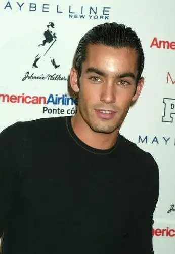 Aaron Diaz Wall Poster picture 1073677
