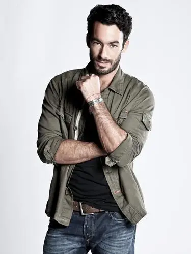 Aaron Diaz Jigsaw Puzzle picture 1073687
