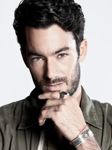 Aaron Diaz Jigsaw Puzzle picture 1073689