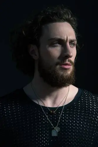 Aaron Taylor-Johnson Protected Face mask - idPoster.com