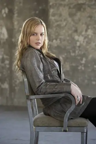 Abbie Cornish Wall Poster picture 897395