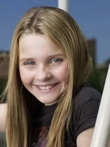 Abigail Breslin Wall Poster picture 266879