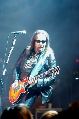 Ace Frehley Wall Poster picture 954133