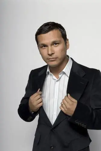 Adam Beach Wall Poster picture 905646