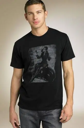 Adam Senn Men's Colored T-Shirt - idPoster.com