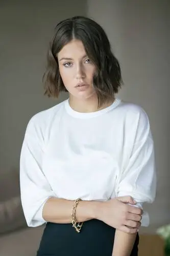 Adele Exarchopoulos Protected Face mask - idPoster.com
