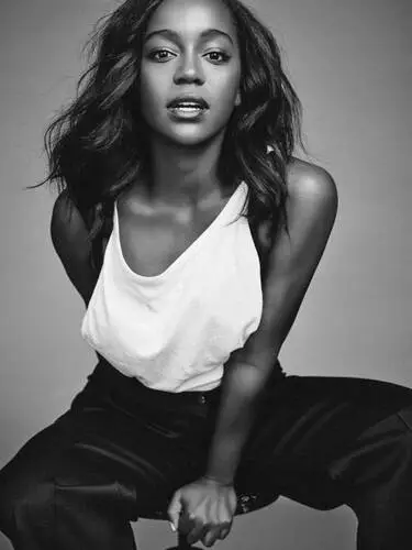 Aja Naomi King Wall Poster picture 556134