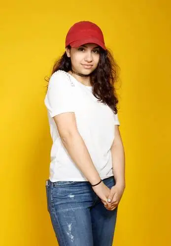 Alessia Cara Wall Poster picture 556756