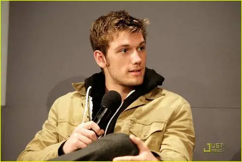 Alex Pettyfer Wall Poster picture 200655